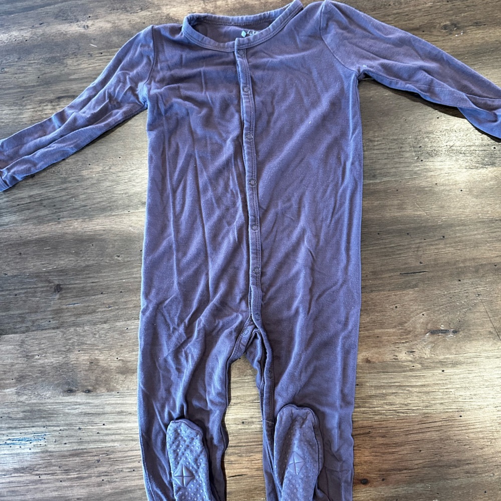 Kyte baby snap footie